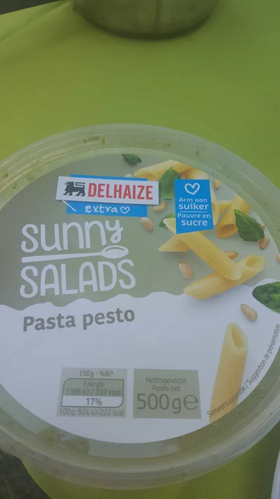 Pasta pesto