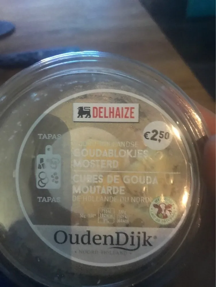 Cube de gouda moutarde