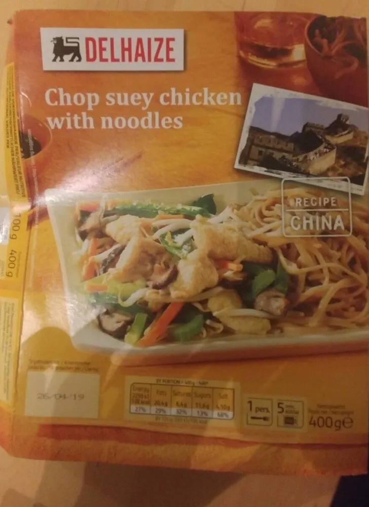 Chop suey chicken with noodles