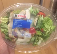 Salat Mit Hühnerfleisch Und Teigwaren