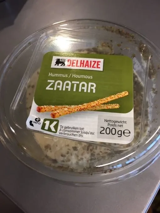 Houmous Zaatar