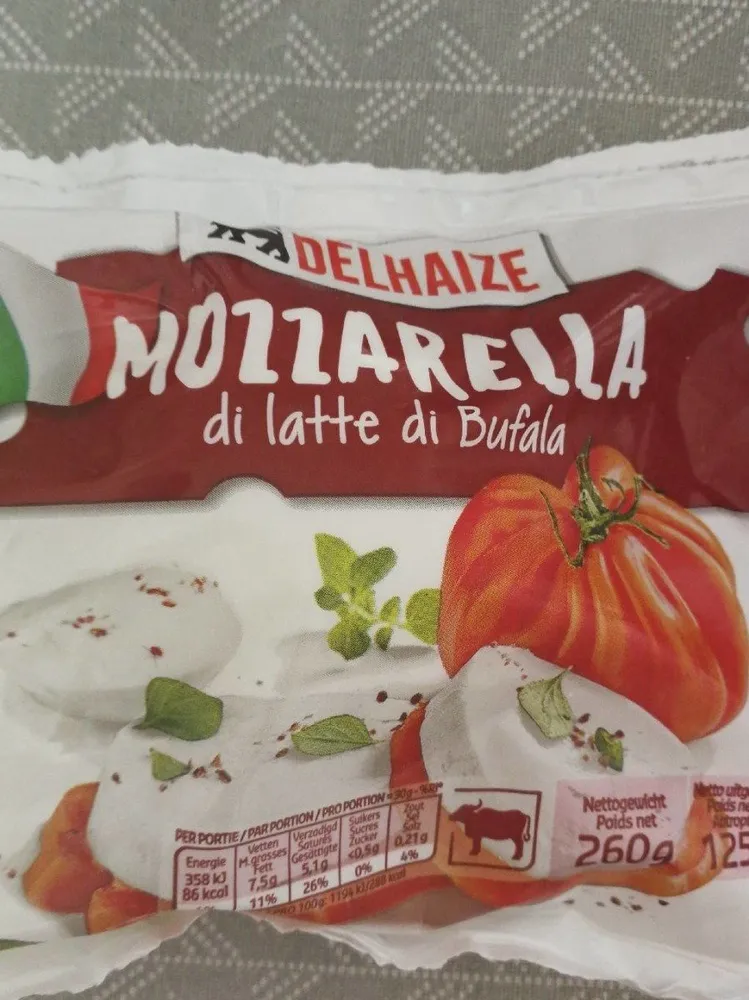 Mozzarella di latte di bufala