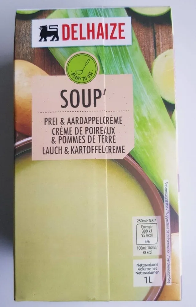 Leek and potatoes creamy soup