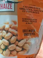 cacahuètes grillées et salées  et poivrées