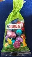 Oeufs en chocolat au lait fourré au praliné
