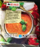Tomatensoep met basilicum en mozzarella