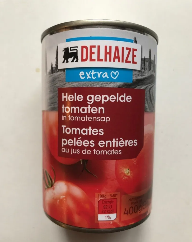 Tomates pelées entières au jus de tomates