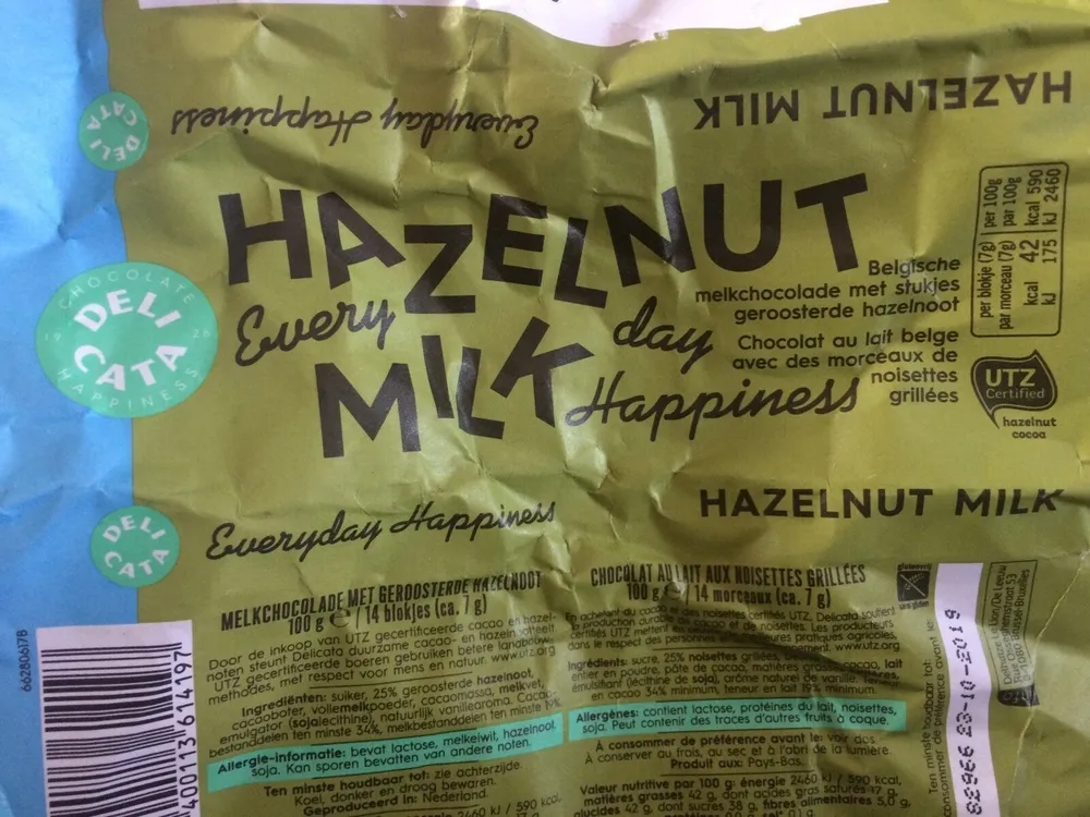 Chocolat au lait aux noisettes grillées