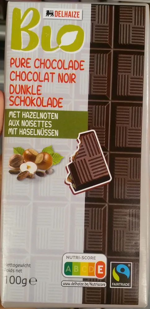 Chocolat Noir aux noisettes