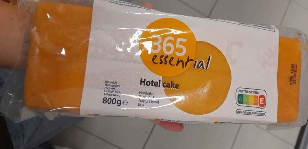 Hotel cake