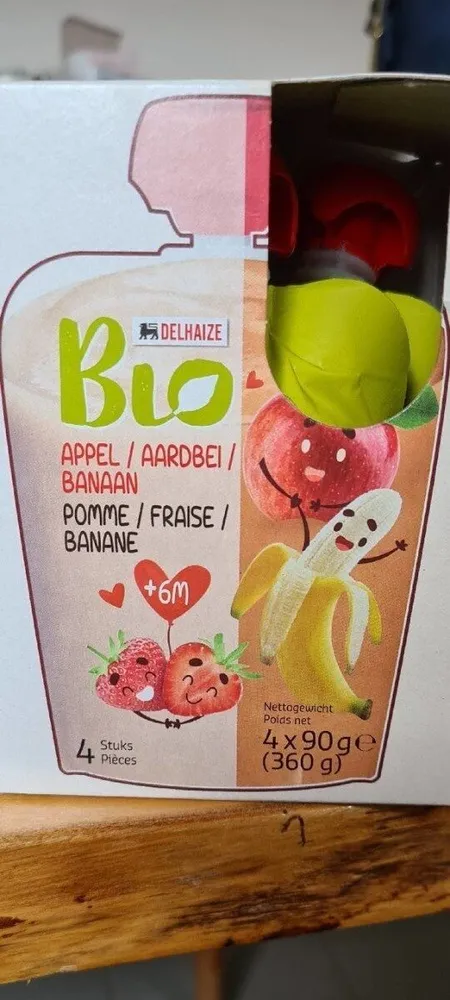 Purée de fruits bio pour bébé