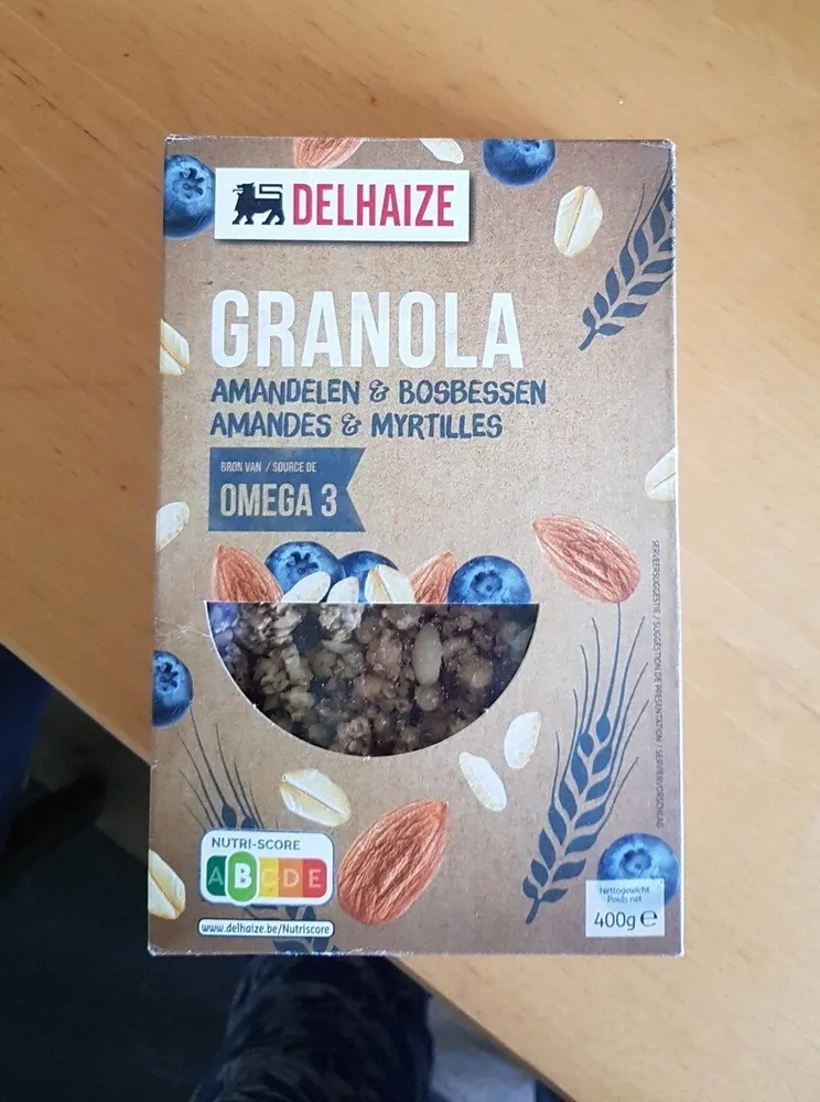 Granola amandes et myrtilles