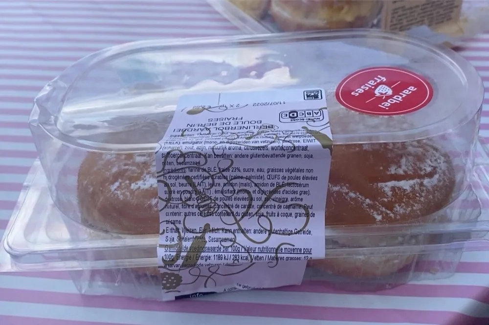 Berlinerbol aardbei