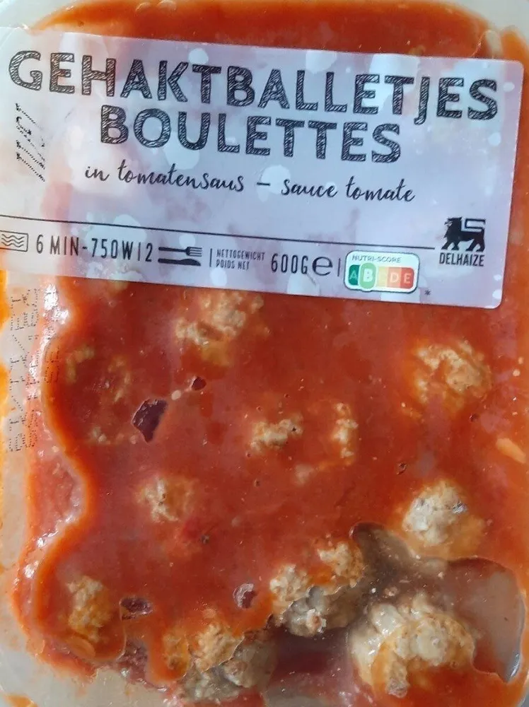 Gehaktballetjes in tomatensaus