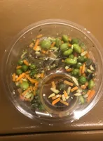 Salade légumes quinoa fruit a coque