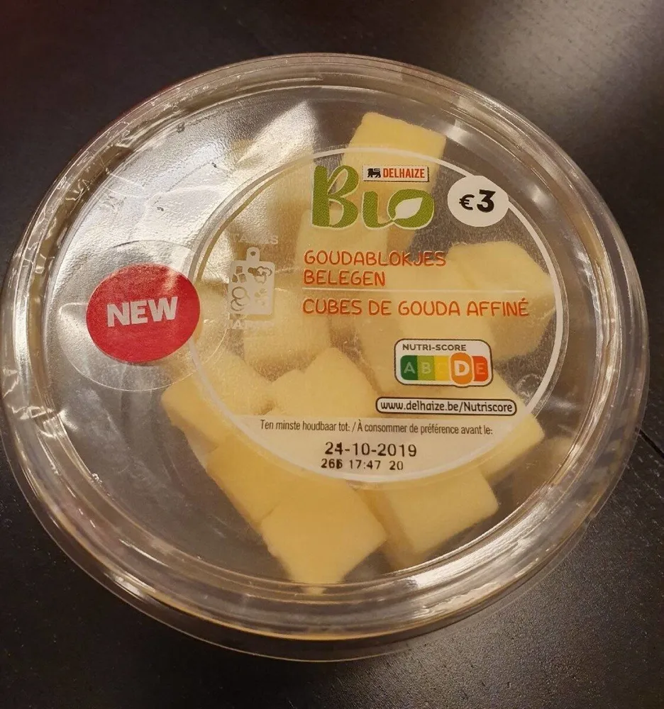 Cubes de gouda affiné