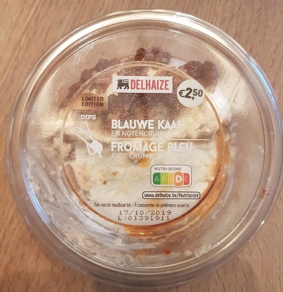 Blauwe kaas en notencrumble dip