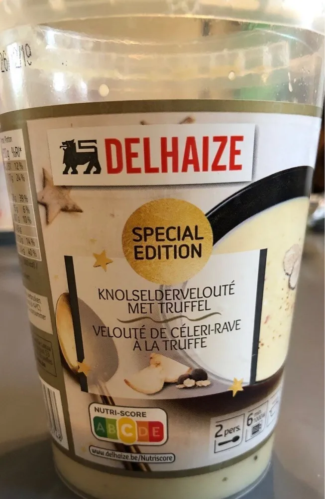 Velouté de Celeri-Rave à la truffe