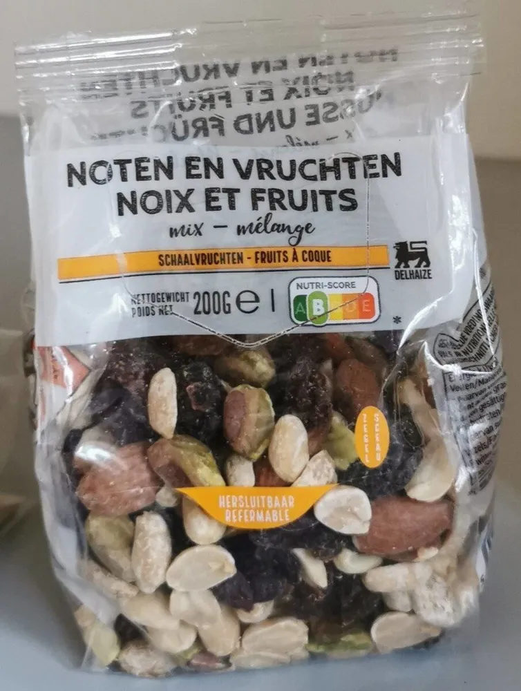 Noix et fruits mélange