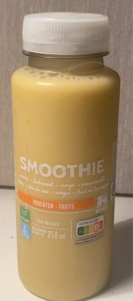 Smoothie ananas - coco - mangue - fruit de la passion