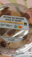 Humus noix et baies