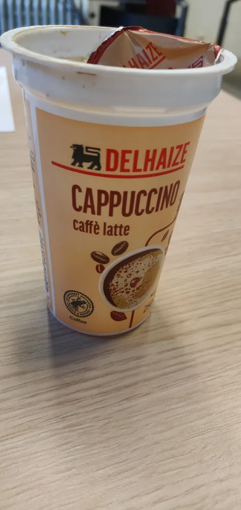 Capucino Cafe Late