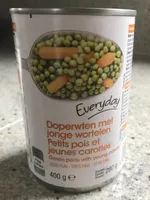 Petits pois et jeunes carottes