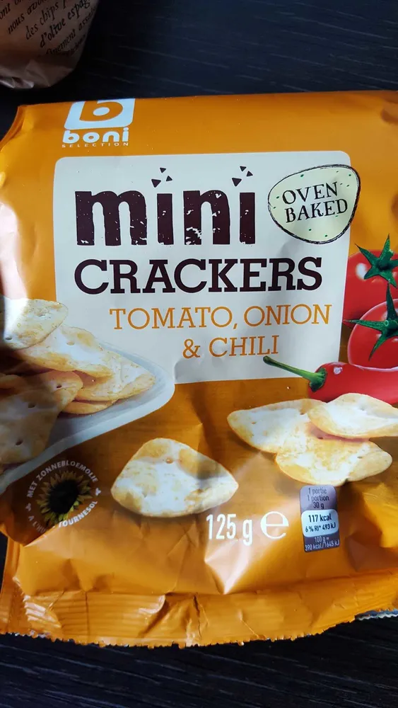 Mini crackers Tomato, Onion & Chili