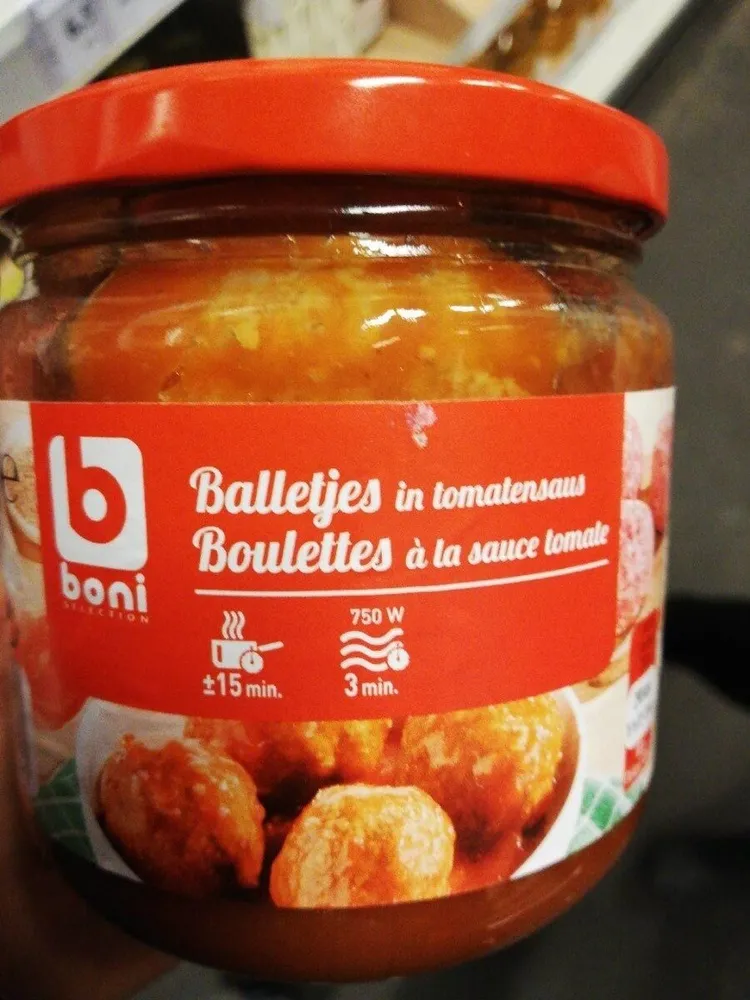Boulettes à la sauce tomate