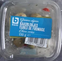Olives vertes cubes de fromage