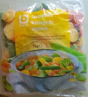Mélange de légumes - carottes oranges et jaunes, haricots plats