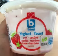Yaourt entier fraise-framboise muesli