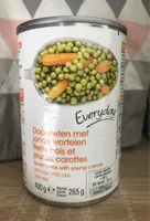 Doperwten Met Jonge Wortelen
