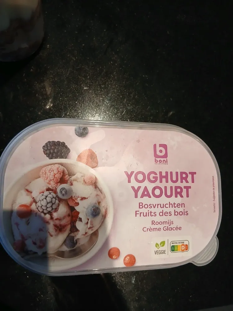 Yaourt-fruits des bois crème glacée