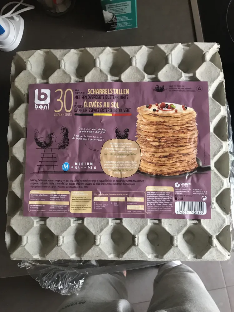 Œuf de poules élevées au sol