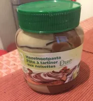 Pâte a tartiner aux noisettes duo