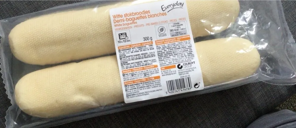Demi-baguettes blanches