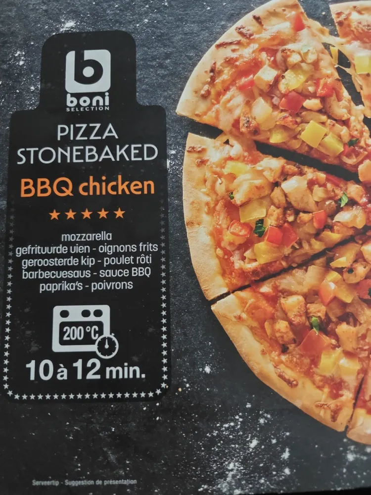 Stonebaked Pizza BBQ Chicken