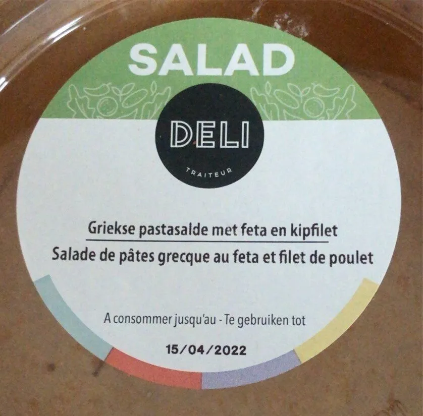 Salade pâtes grecques à la feta et filet de poulet