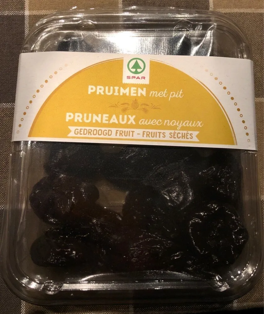 Pruneaux avec noyaux - fruits séchés