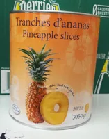 Ananas in schijven