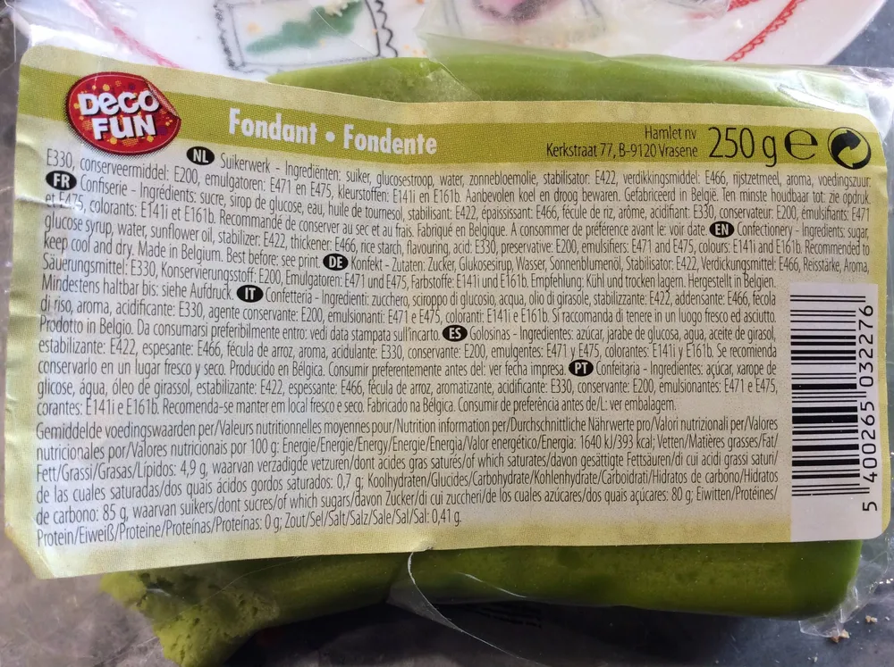 Pâte à sucre verte