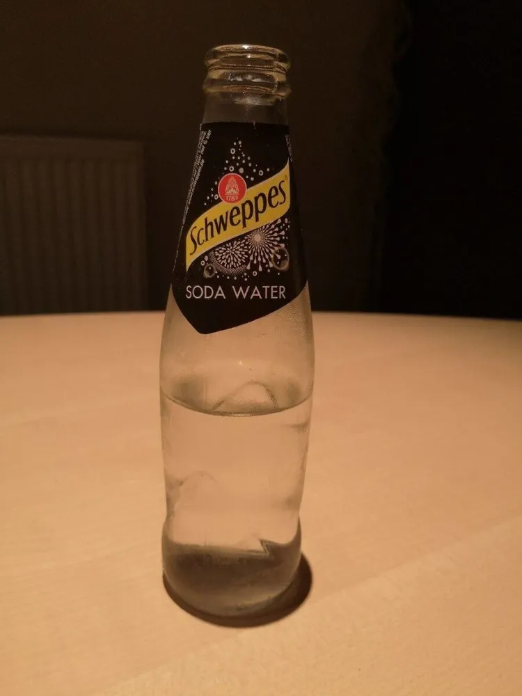 Schweppes Soda Water