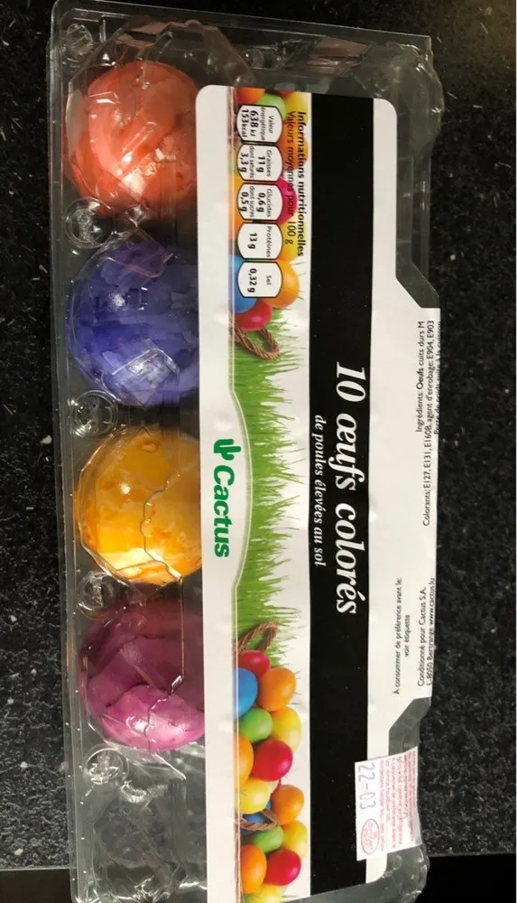 10 oeufs colores