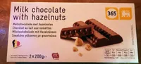 Chocolat au lait avec noisettes