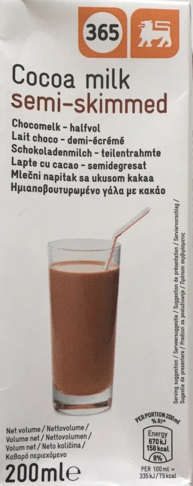 Cocoa milk semi-skimmed