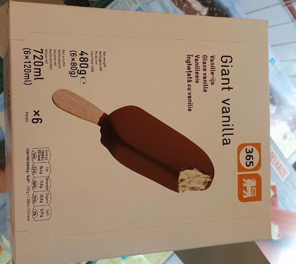 Giant vanilla