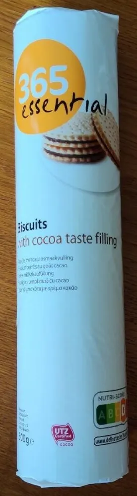 Biscuits with cocoa taste filling