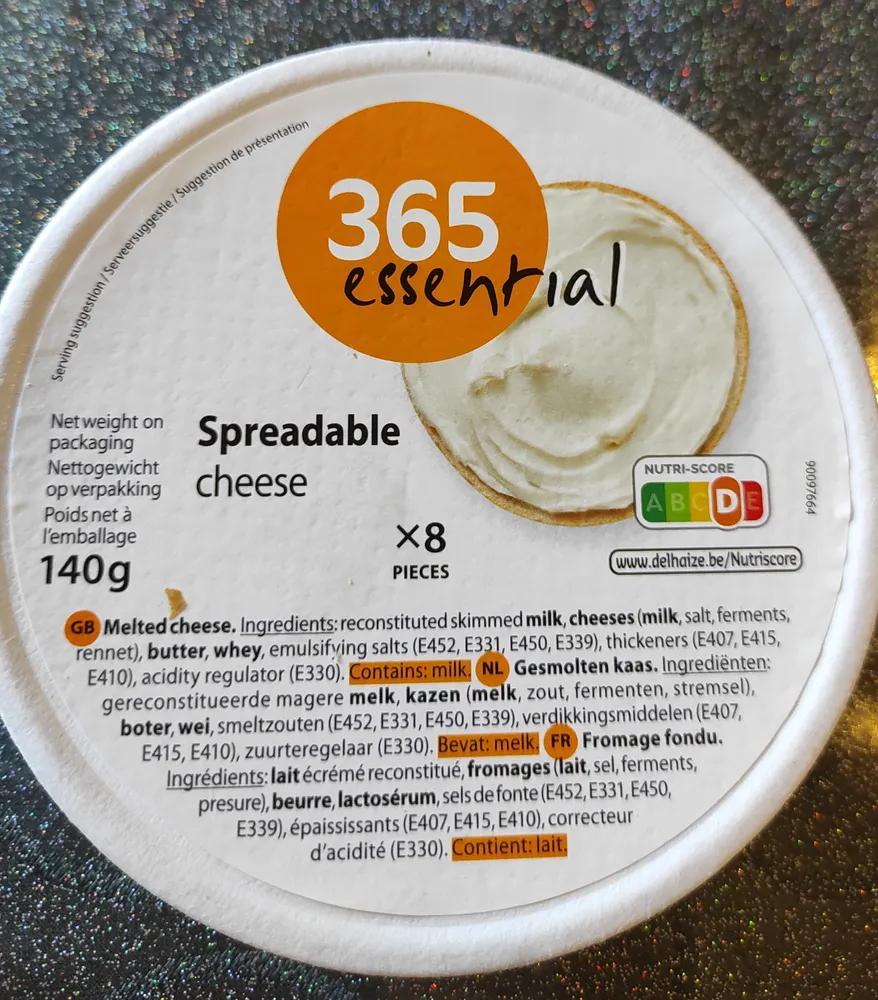 Spreadable cheese