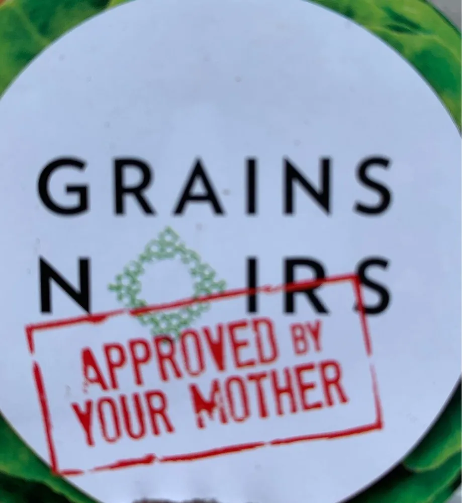 Grains Noirs Mozza Salade
